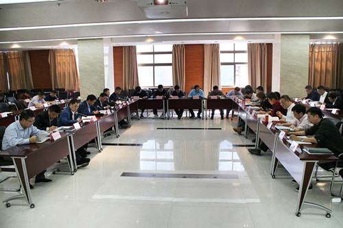 西投控股召開(kāi)黨總支（擴(kuò)大）會(huì)議暨中心組理論學(xué)習(xí)會(huì)議學(xué)習(xí)習(xí)近平總書記近期重要講話精神和我市重要會(huì)議精神