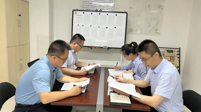 扶貧基金黨支部、第八黨支部、第四黨支部開展主題活動