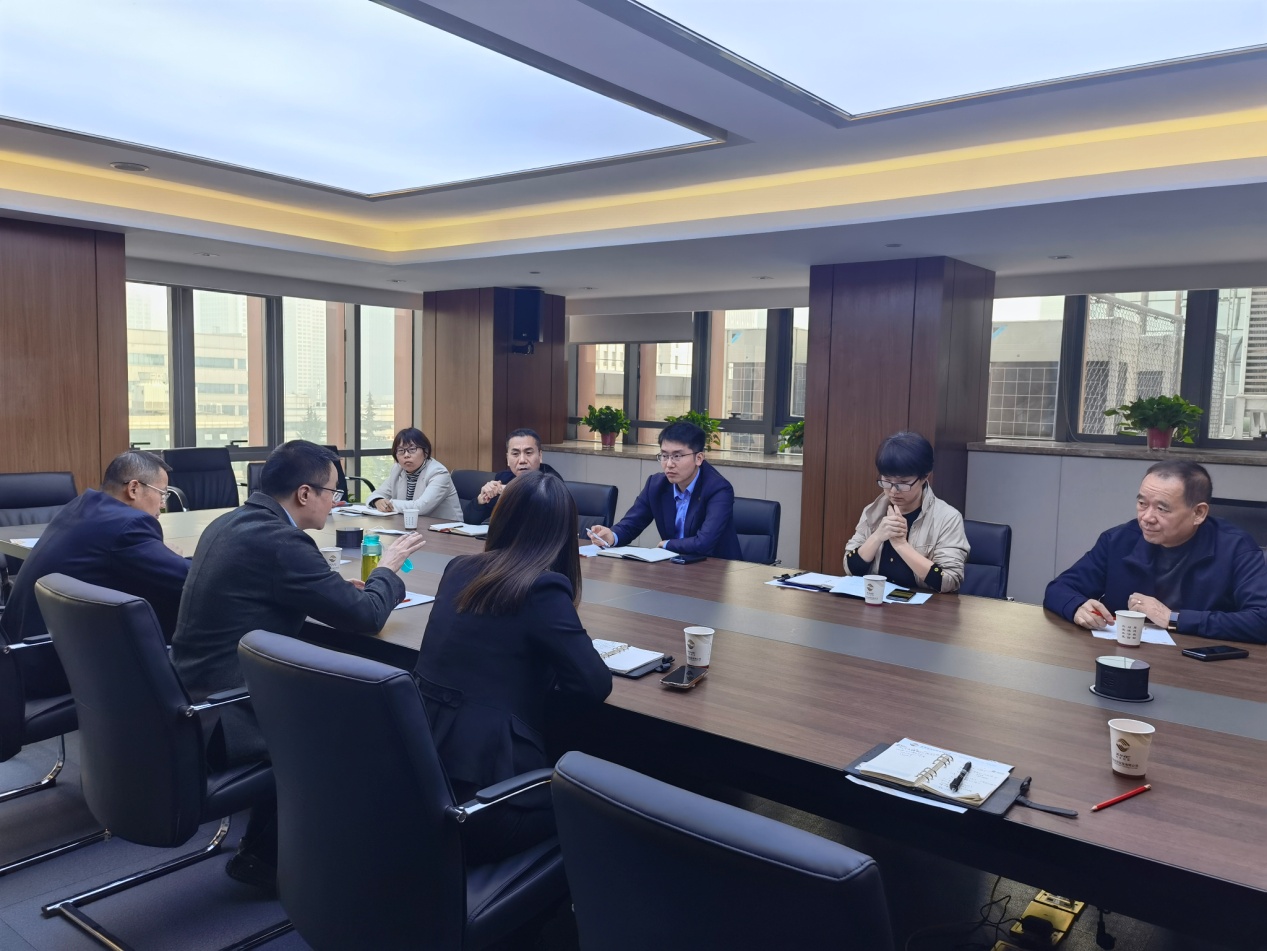 固定收益部與長安信托政信事業(yè)部、西安未央城市建設集團有限公司進行業(yè)務座談                                                                                         